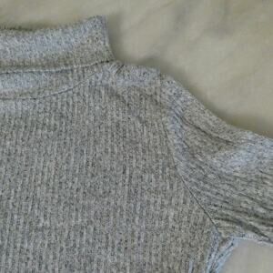 No Frills women's medium long‎ sleeve d mock neck top shirt Gray